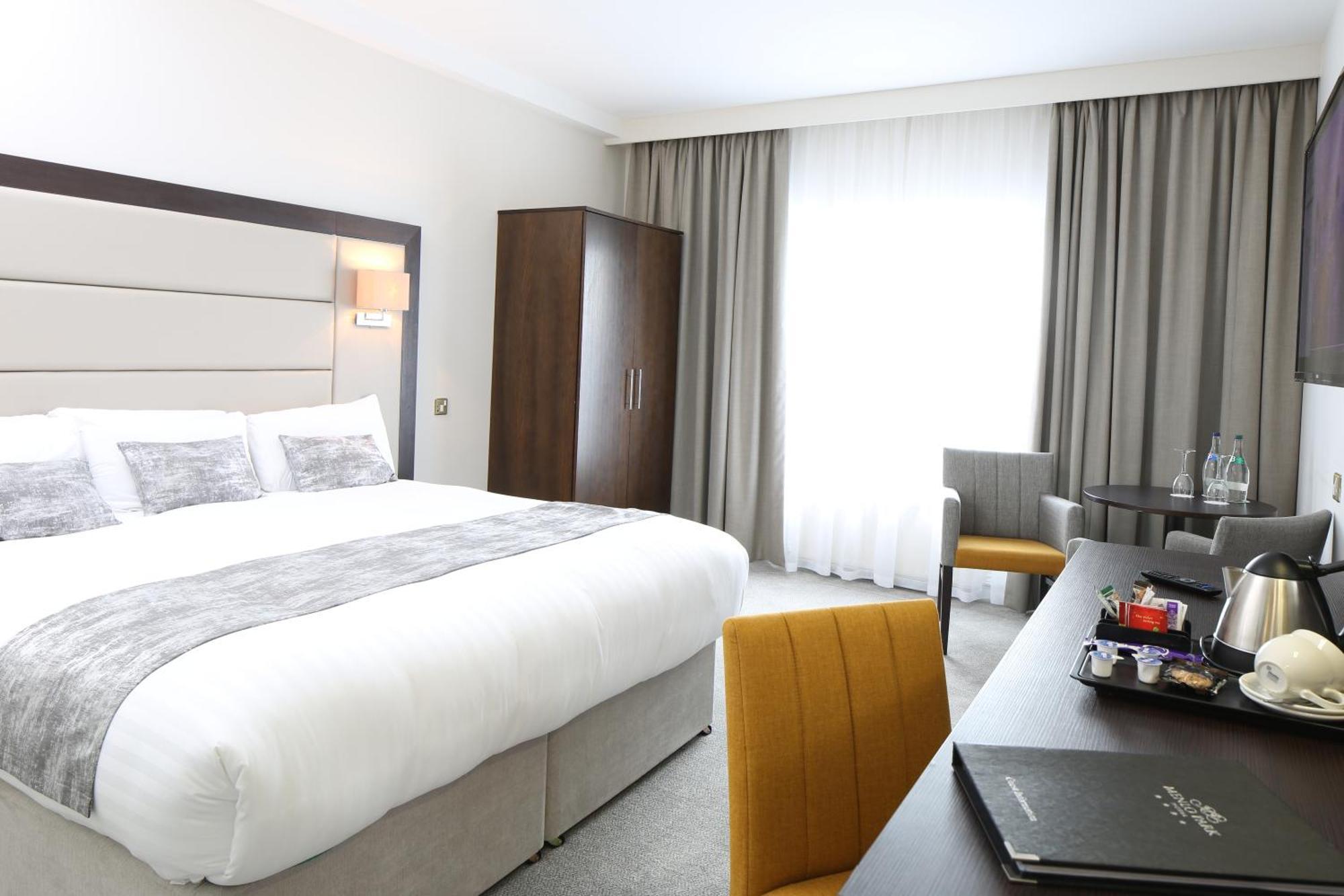 King Room,1580341429:JPEG
