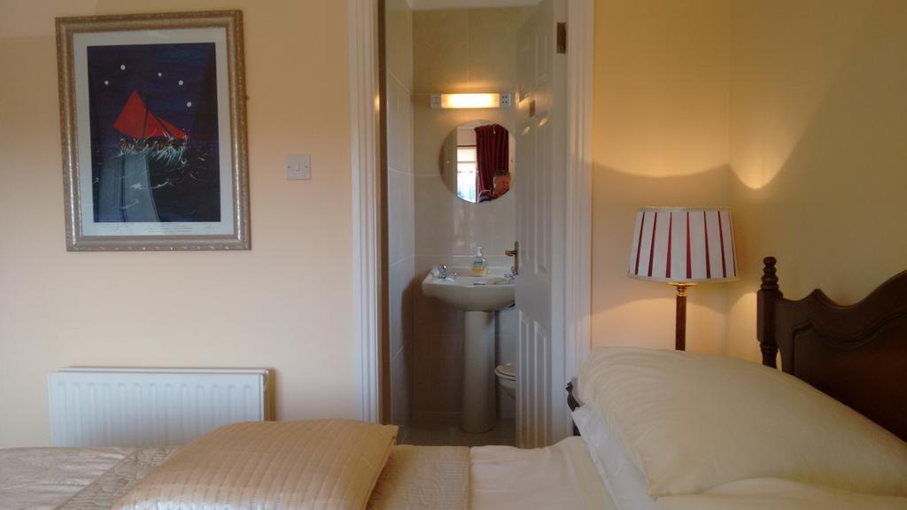 Triple Room Private Bathroom