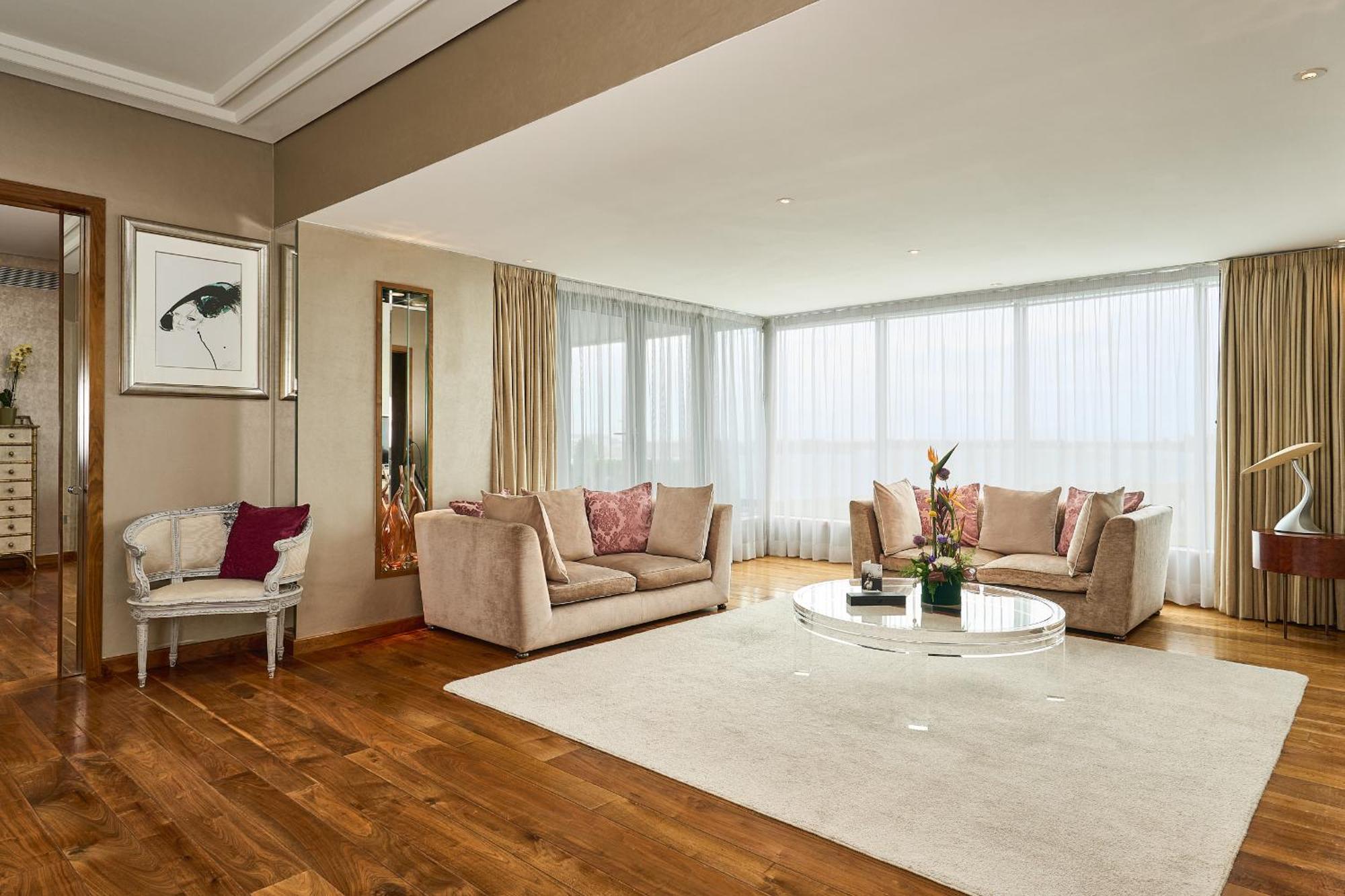 Suite View