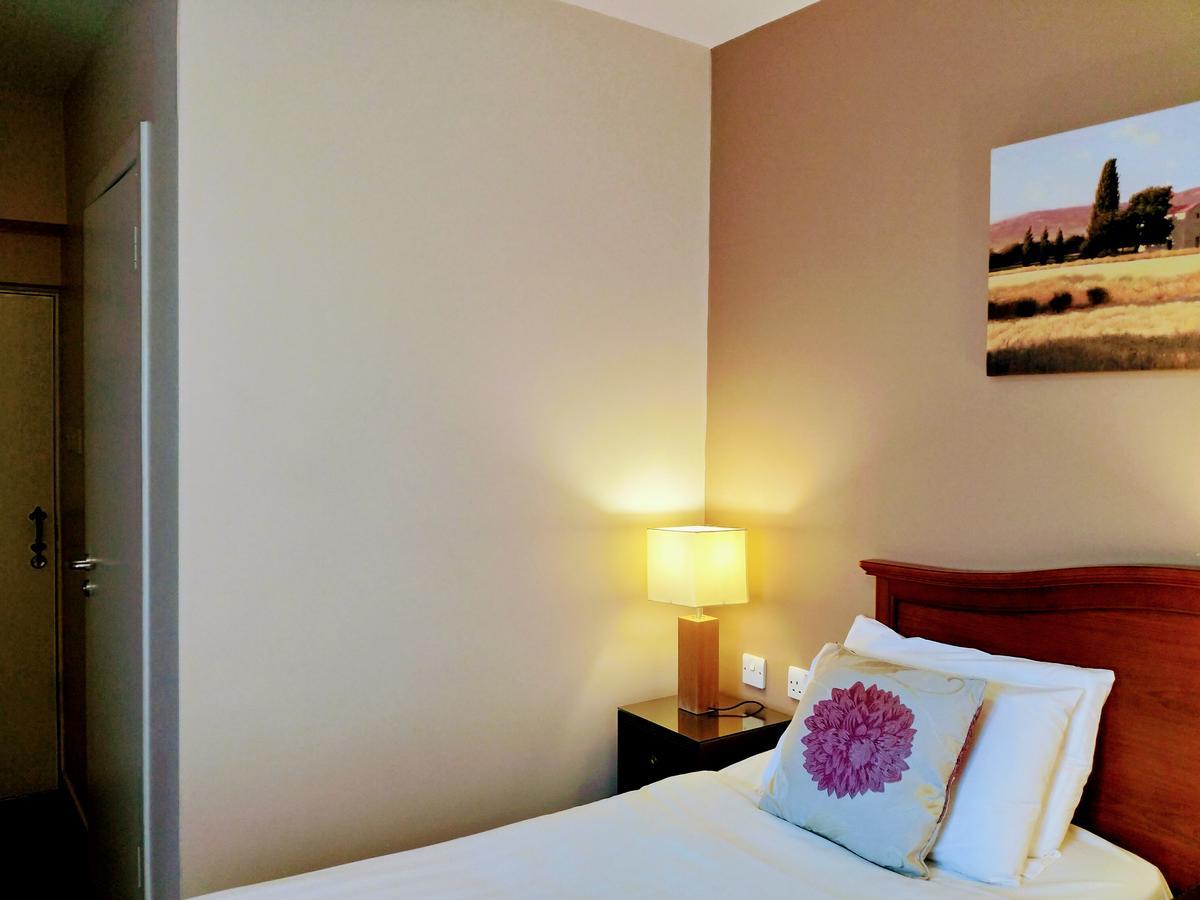 Twin Room,719695075:JPEG