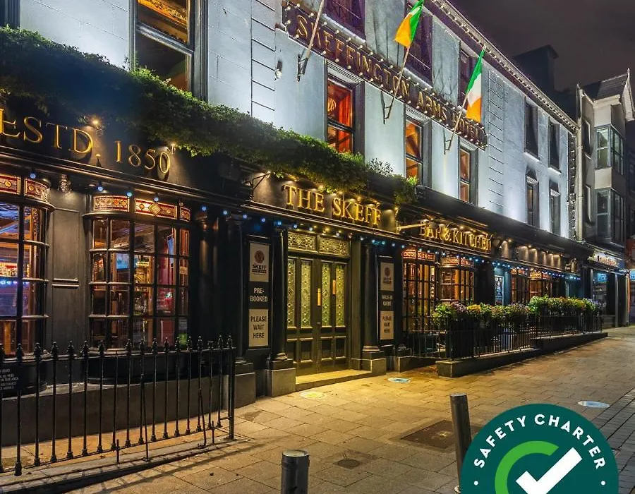 Skeffington Arms Hotel-1
