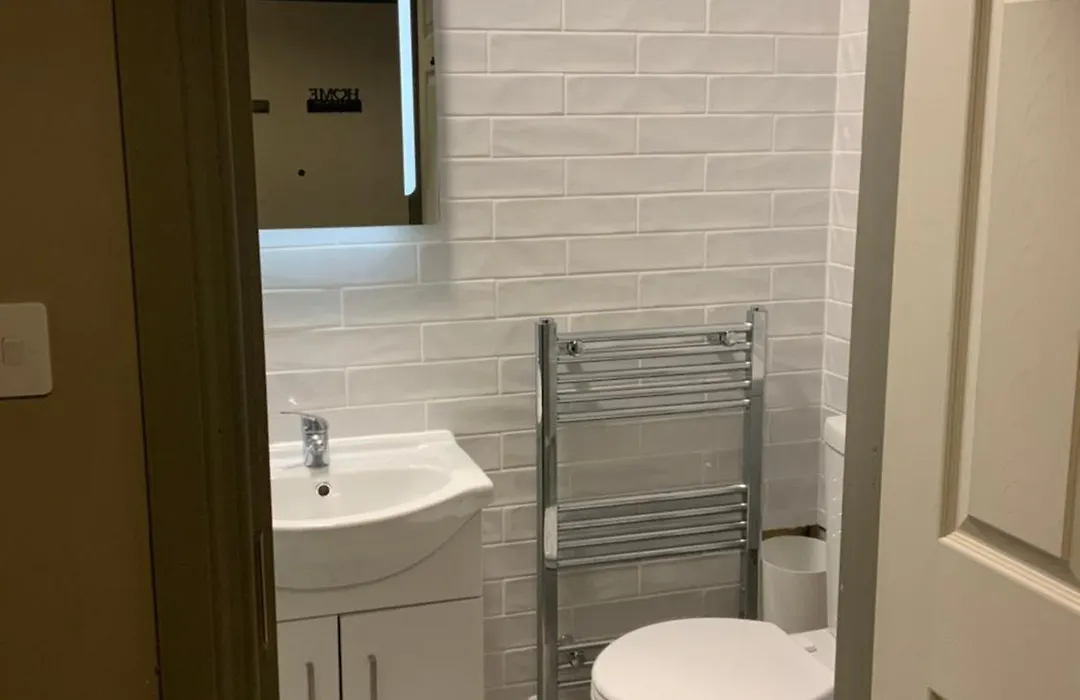 Cozy Small 1 Bedroom Apartment-1