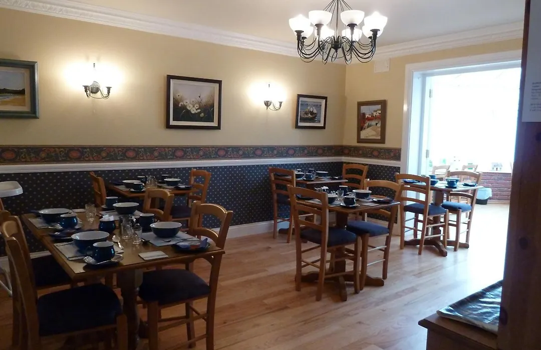 Westwinds Guestlodge-1