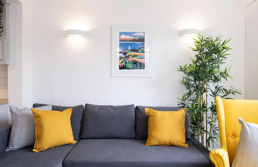 Luxury Modern Penthouse, City Centre, Sleeps 6-1