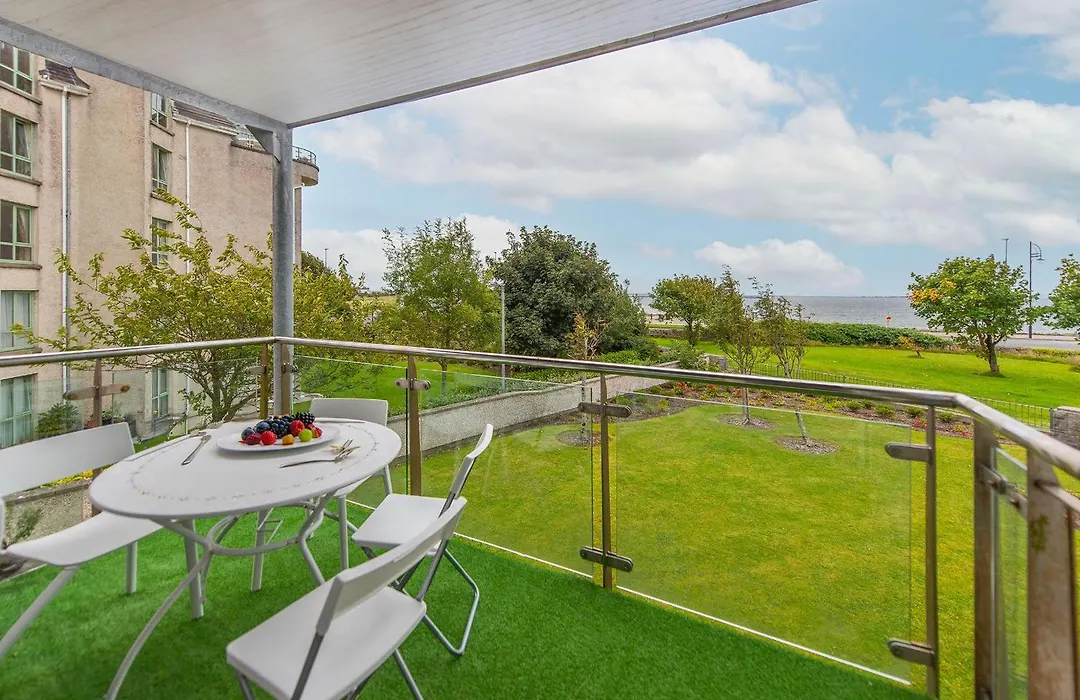Seaview Apartment In Galway-1