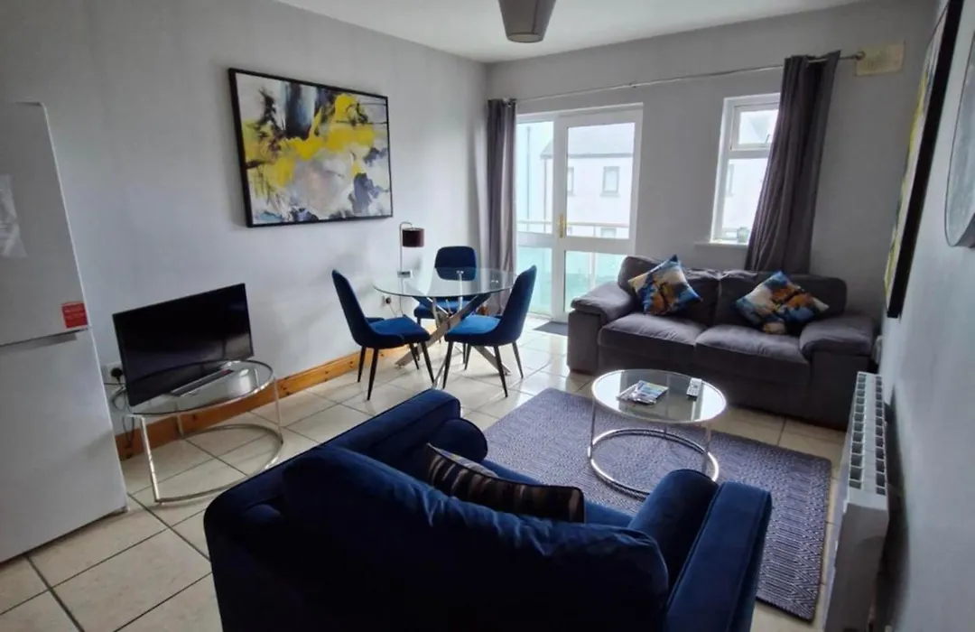 Cosy Beachfront Apartment In Salthill Galway City-1