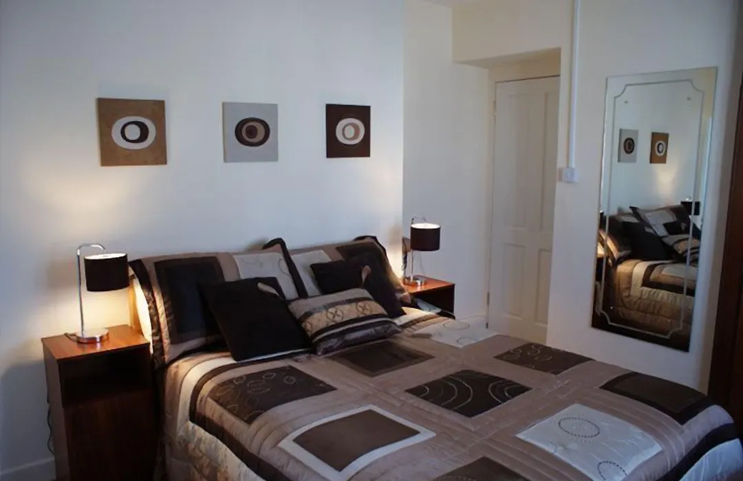 Wards Hotel-1