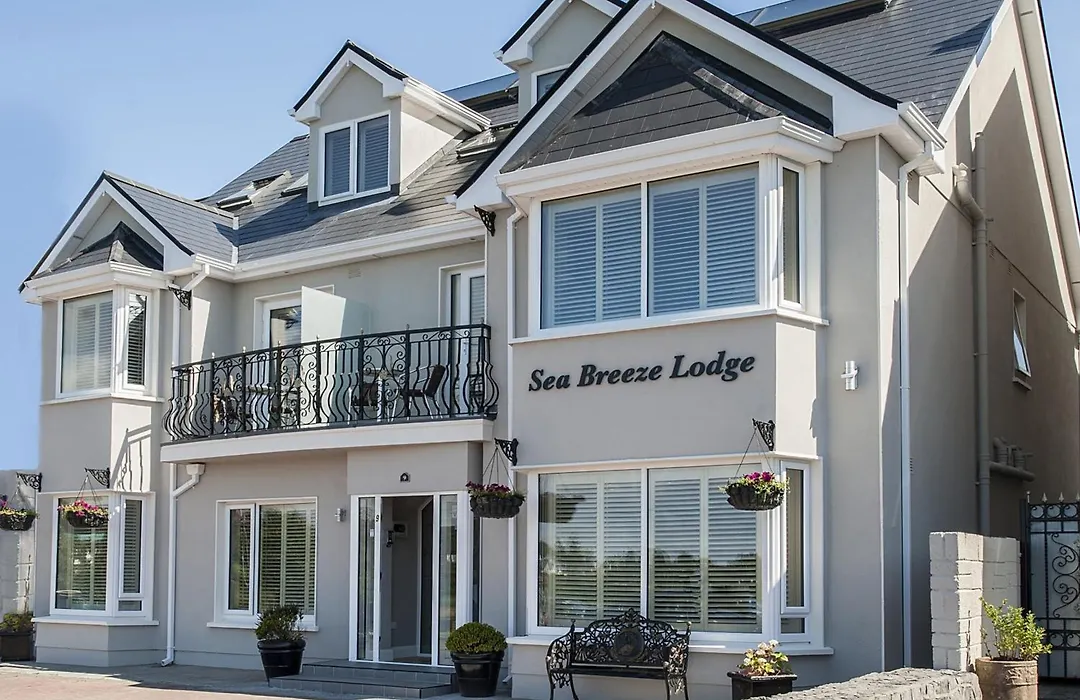 Sea Breeze Lodge B&B Galway-1