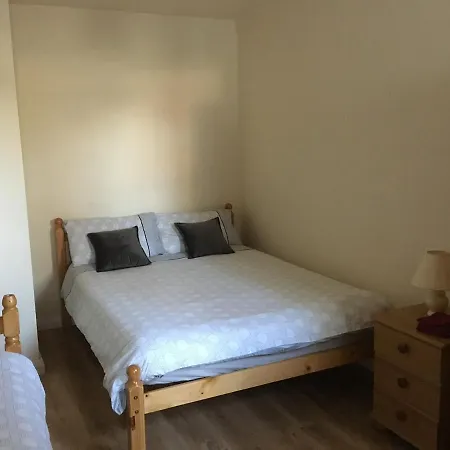 Double Rooms & Twin Rooms Rahoon-3