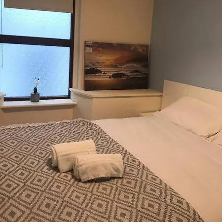 Cheap Budget Accommodation-2