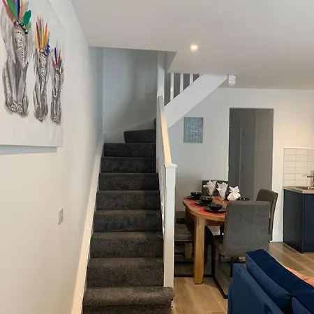 14 Eyre Square Lane-3