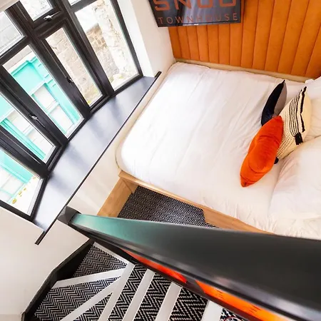 The Snug Townhouse-3