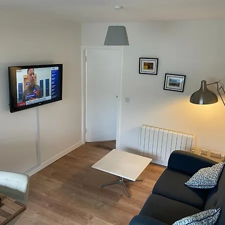 Beautiful One Bedroom Apartment In Galway City-3