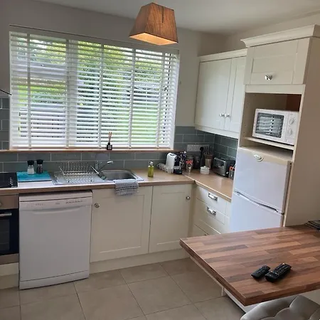 Beautiful One Bedroom Apartment In Galway City-3