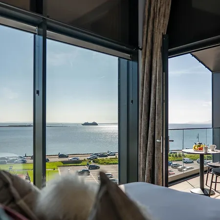 Shoreline Apartments-2