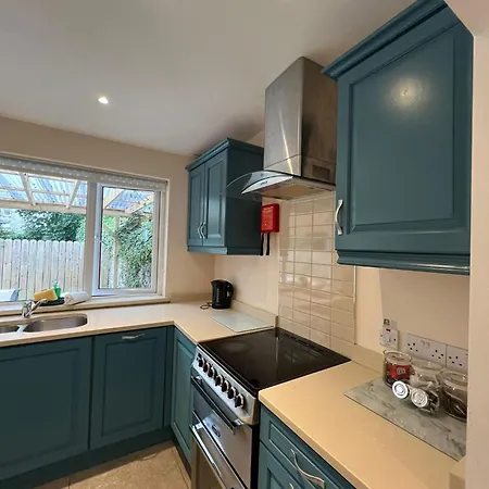 6 Eyre Square Lane-3