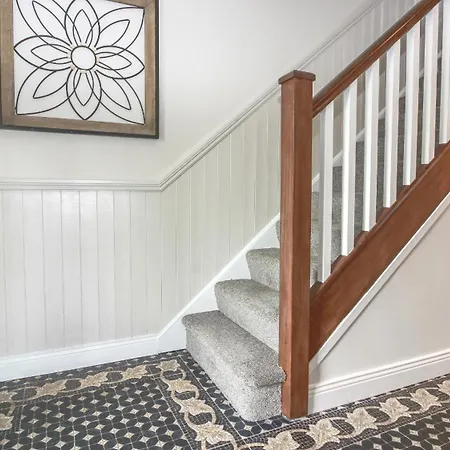 Cresent Townhouse-3