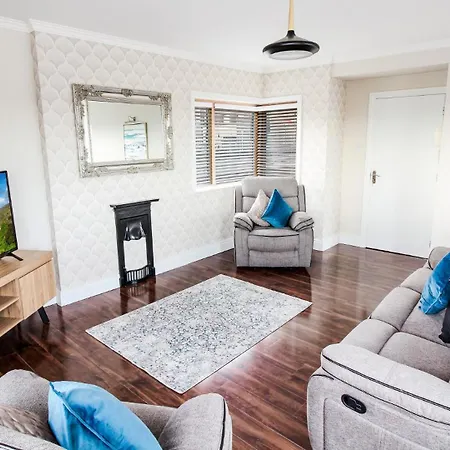 Cresent Townhouse-2