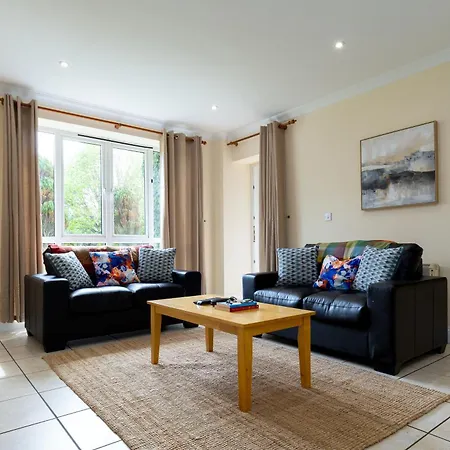 Gort Na Coiribe - Galway Lakeside Apartments-3