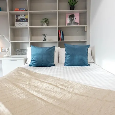 City Hideaway-3