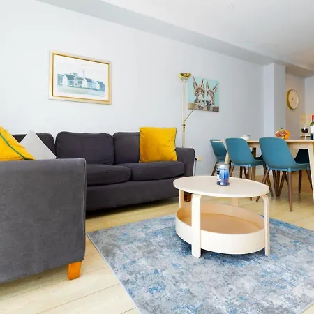 Tonn Na Mara - Galway Lakeside Apartments-3