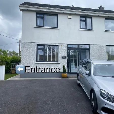 Beautiful One Bedroom Apartment In Galway City-2