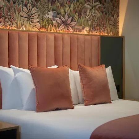 Hyde Hotel-2