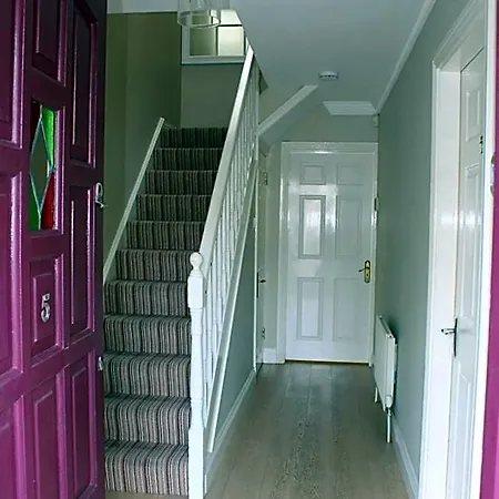 5 The Green-2