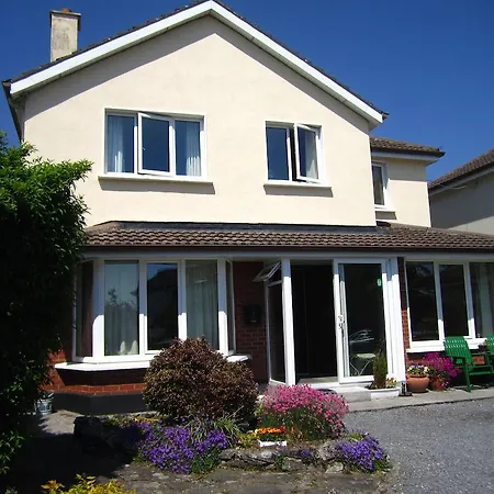 Claremont B&B-3