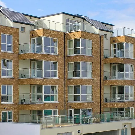 Jameson Court Apartments-2