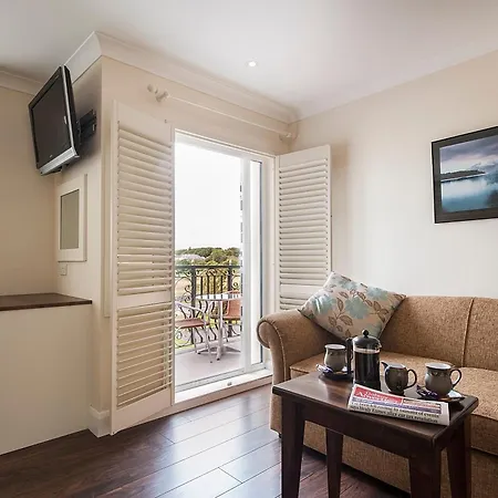 Sea Breeze Lodge B&B Galway-3