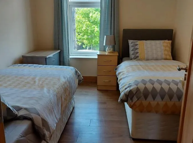 Red Door Townhouse Apartment Galway