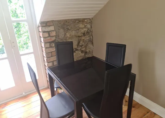 2 Bed Townhouse Eyre Square City Centre Galway