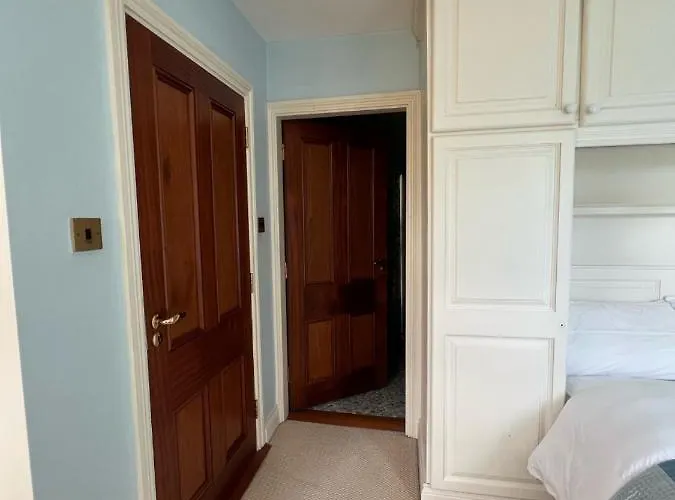 Taylors Hill Luxury Guest House Galway