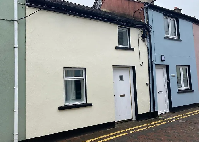 2 Bed Townhouse Eyre Square City Centre Galway