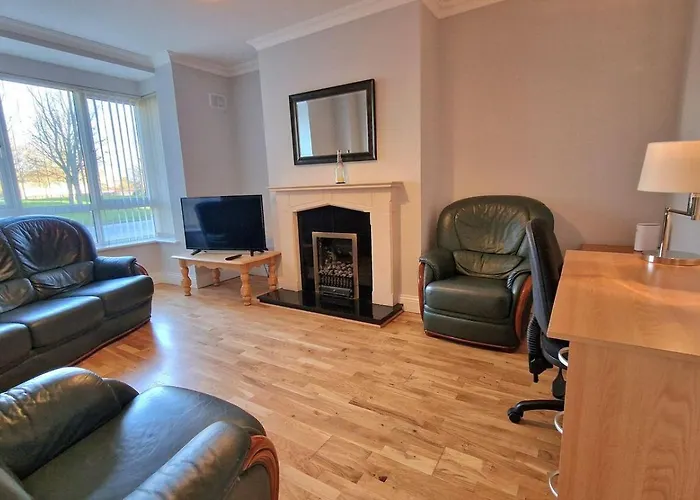 Cosy 3 Bedroom All Ensuites Galway