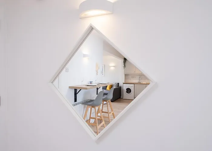 Luxury Modern Penthouse, City Centre, Sleeps 6 Galway