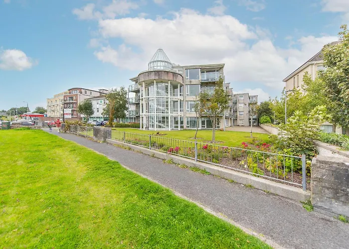Seaview Apartment In Galway