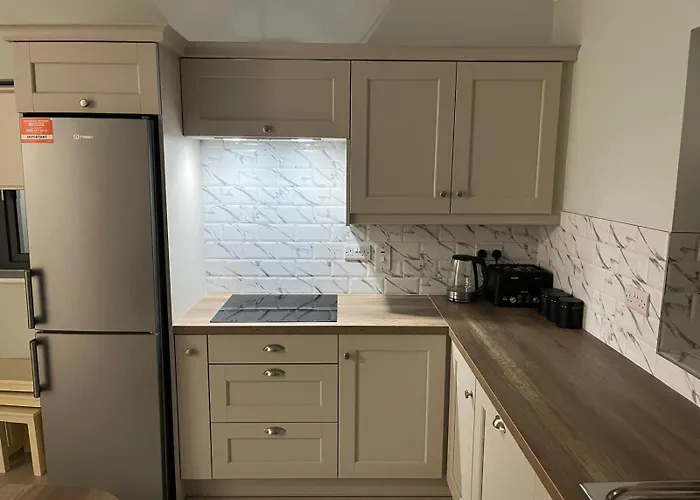2 Kingsize Bedrooms At Castle View House Galway