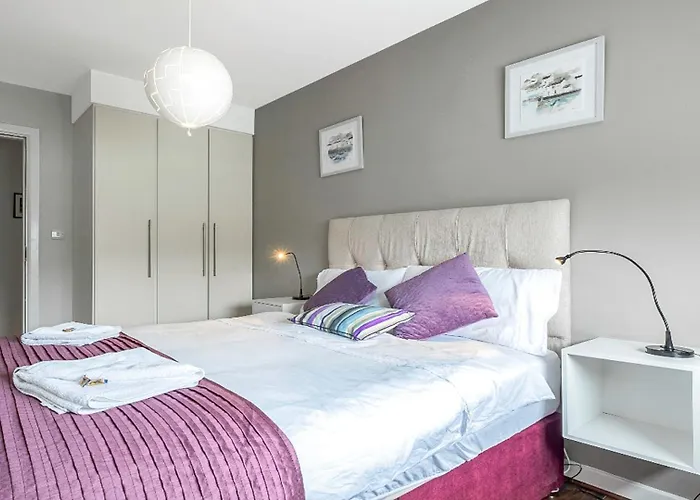 Traditional City Apt - Free Parking Galway