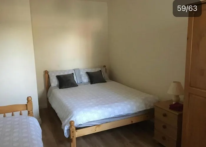 Private Bedrooms At Homestay Student Accommodation Rahoon Galway