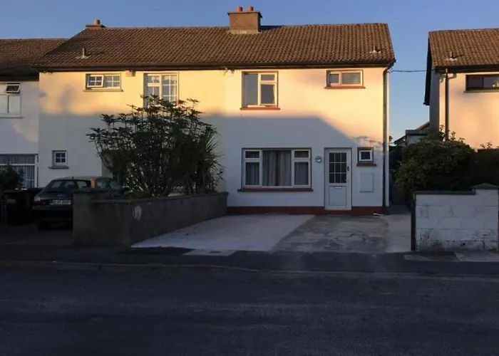 Private Bedrooms At Homestay Student Accommodation Rahoon Galway