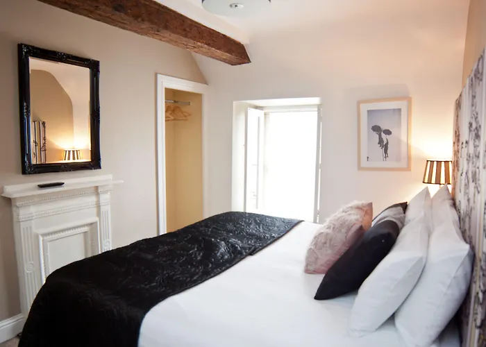 7 Cross Street Hotel Galway