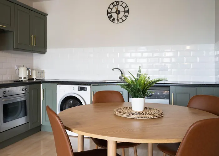 Stay By The Sea Salthill - Entire Apartment Galway