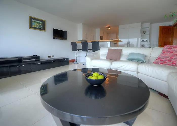 Tur An Tsaile - Galway Lakeside Apartments