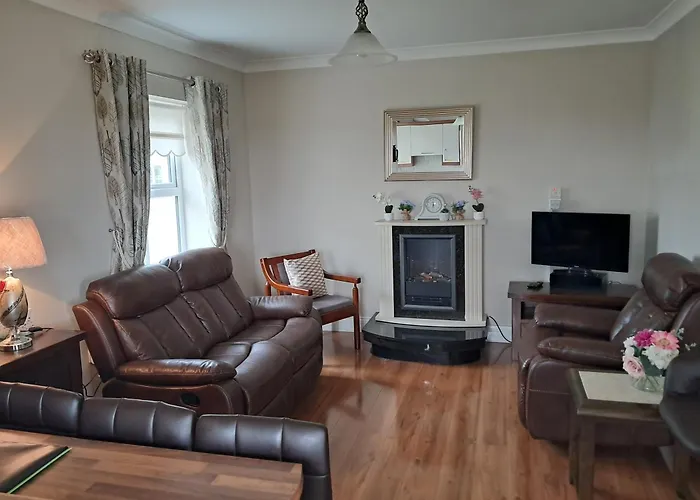 Warm Spacious Three Bed Chalet Galway