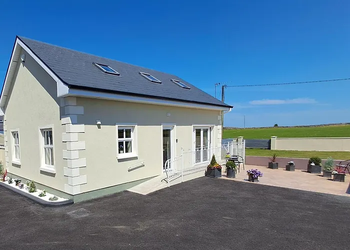 Warm Spacious Three Bed Chalet Galway